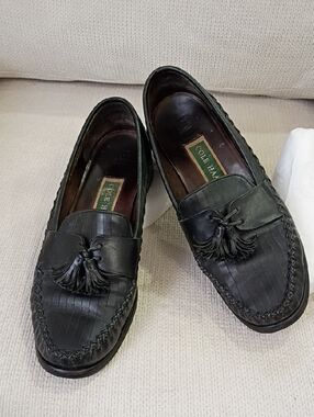 Cole Haan Black Leather Tassel Slip-On Loafers Lady
